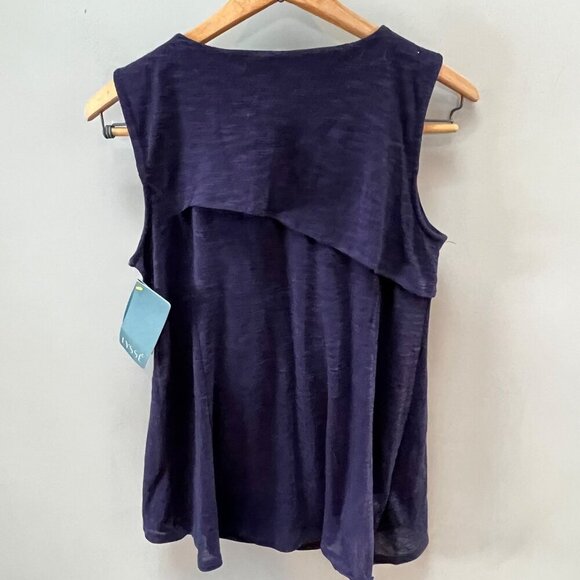 NEW‎ Lyssé Womens Sleeveless Navy V-Neck Tank Top M Polyester Blend - Picture 6 of 6
